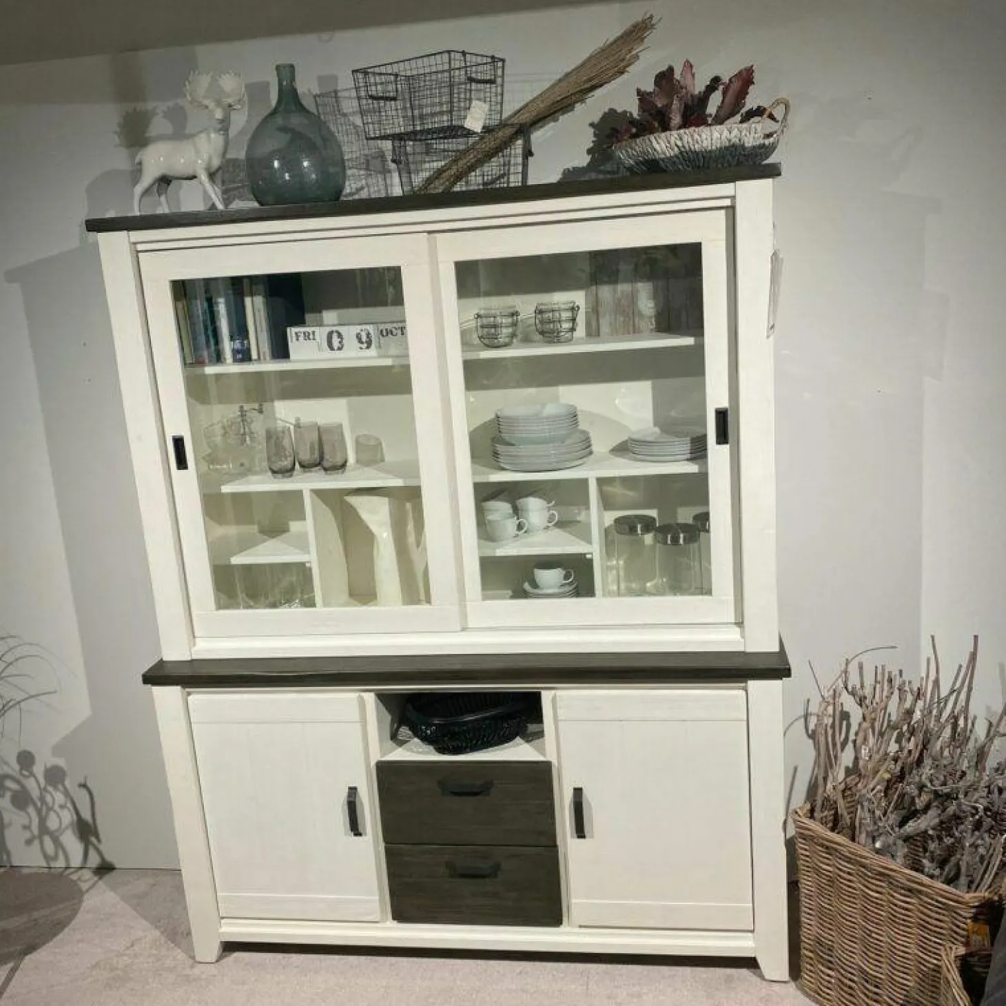 Buffetschrank Lebensart Wellington Vollholz Akazie Weiß Gebürstet