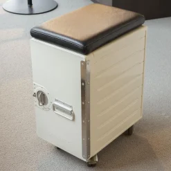 Container Box White Mit Leder Sitzkissen