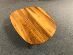 Couchtisch 955 Aus Amerikanische Nussbaum