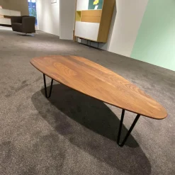 Couchtisch 02061 Malin Platte Nussbaum Natur Geölt Metallbeine Schwarz