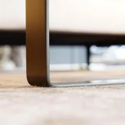 Couchtisch 1062 Primus Platte Stein Sahara Noir Schwarz Mit Dunkelbronzenen Akzenten Rund Poliert