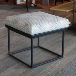 Couchtisch 934 Tischplatte Massivholz Farblos Lackiert Schwarz Gebeizt Stahl Glatt Lackiert Matt Verkehrsschwarz