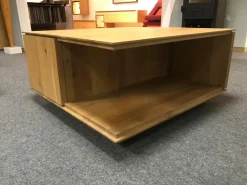 Couchtisch Alivio Ausführung Asteiche Massiv Bianco Geölt Auf Rollen