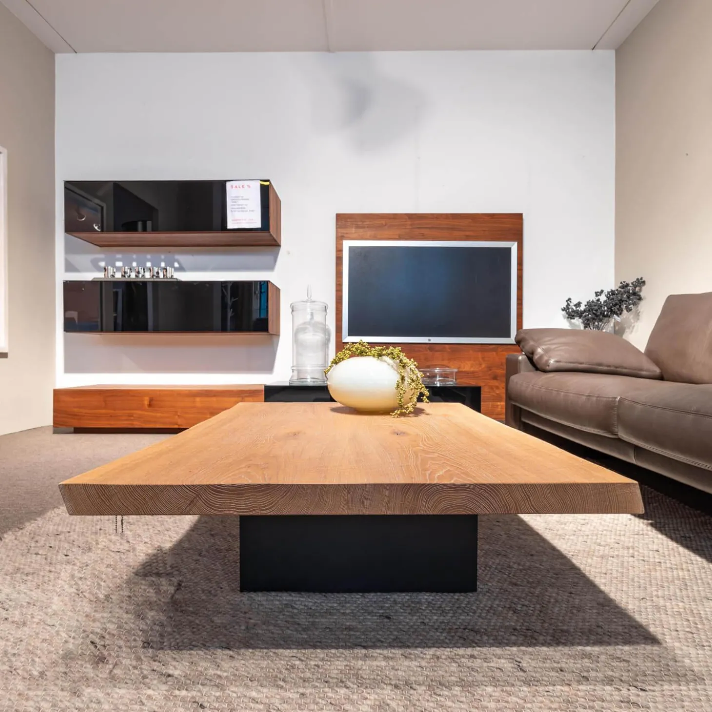 Couchtisch Butterfly S03 Eiche Weiß Pigmentiert Geölt Wangen Stahl Schwarz