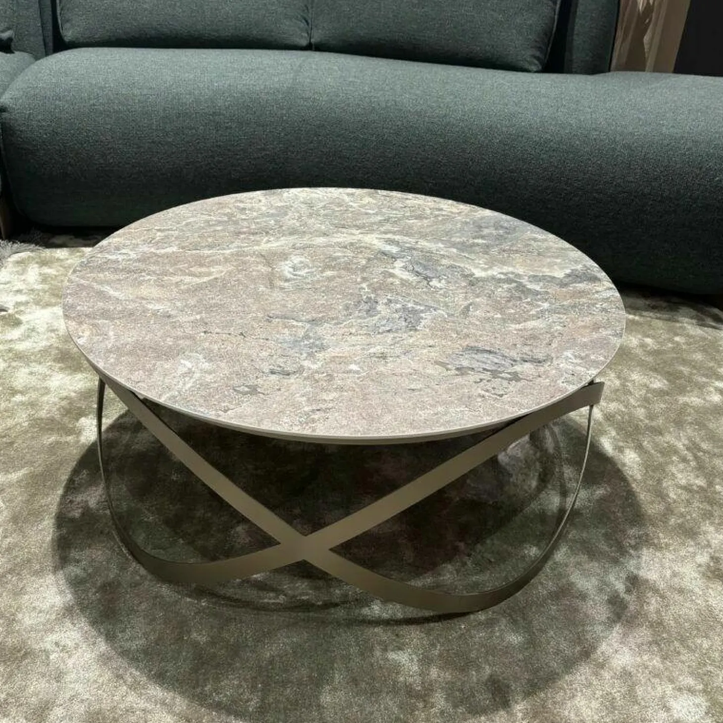 Couchtisch Candy Platte Keramik Golden Rock Grau Gestell Metall Bronze Gepulvert