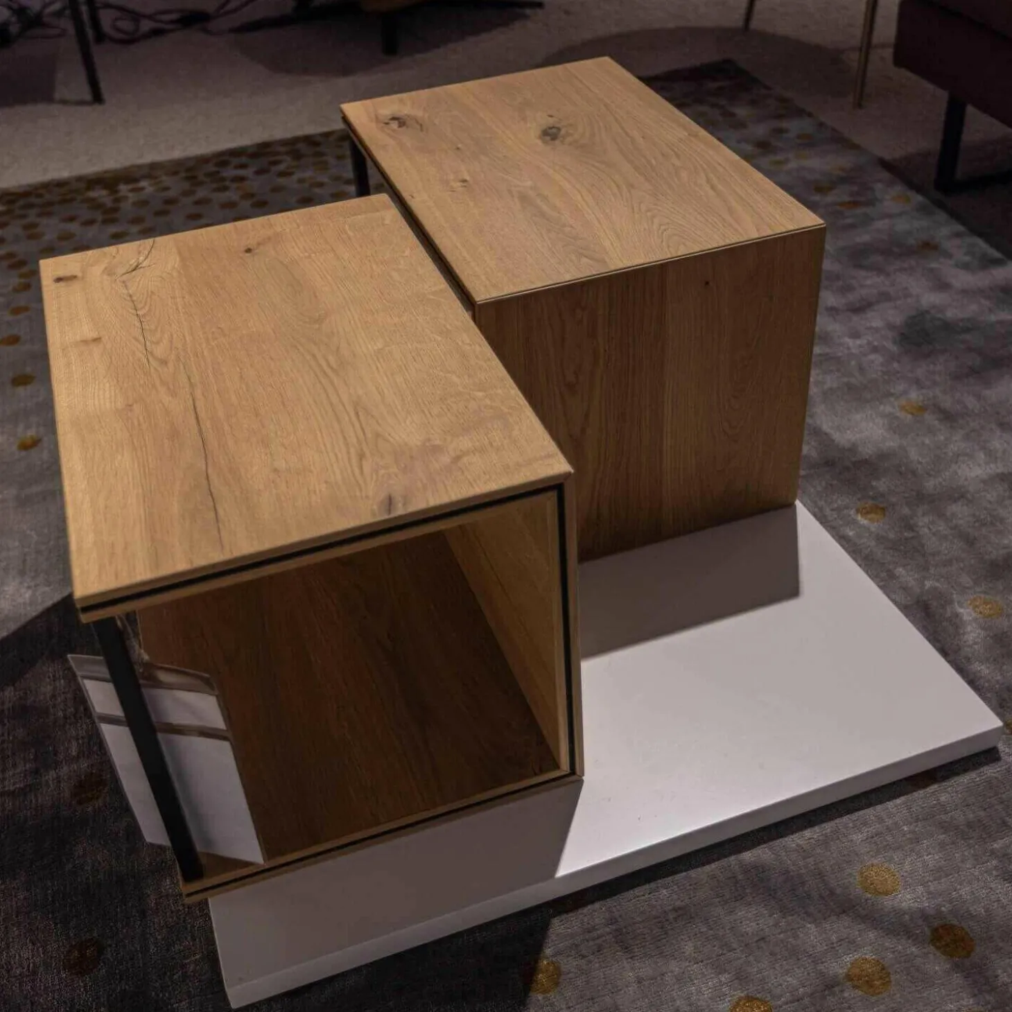 Couchtisch Fablo Würfelform Balkeneiche Lack Bianco Weiß Matt