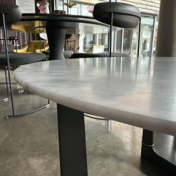 Couchtisch Ilary Gestell Metall Marmor Grigio Roma mit Halbglanzfinisch