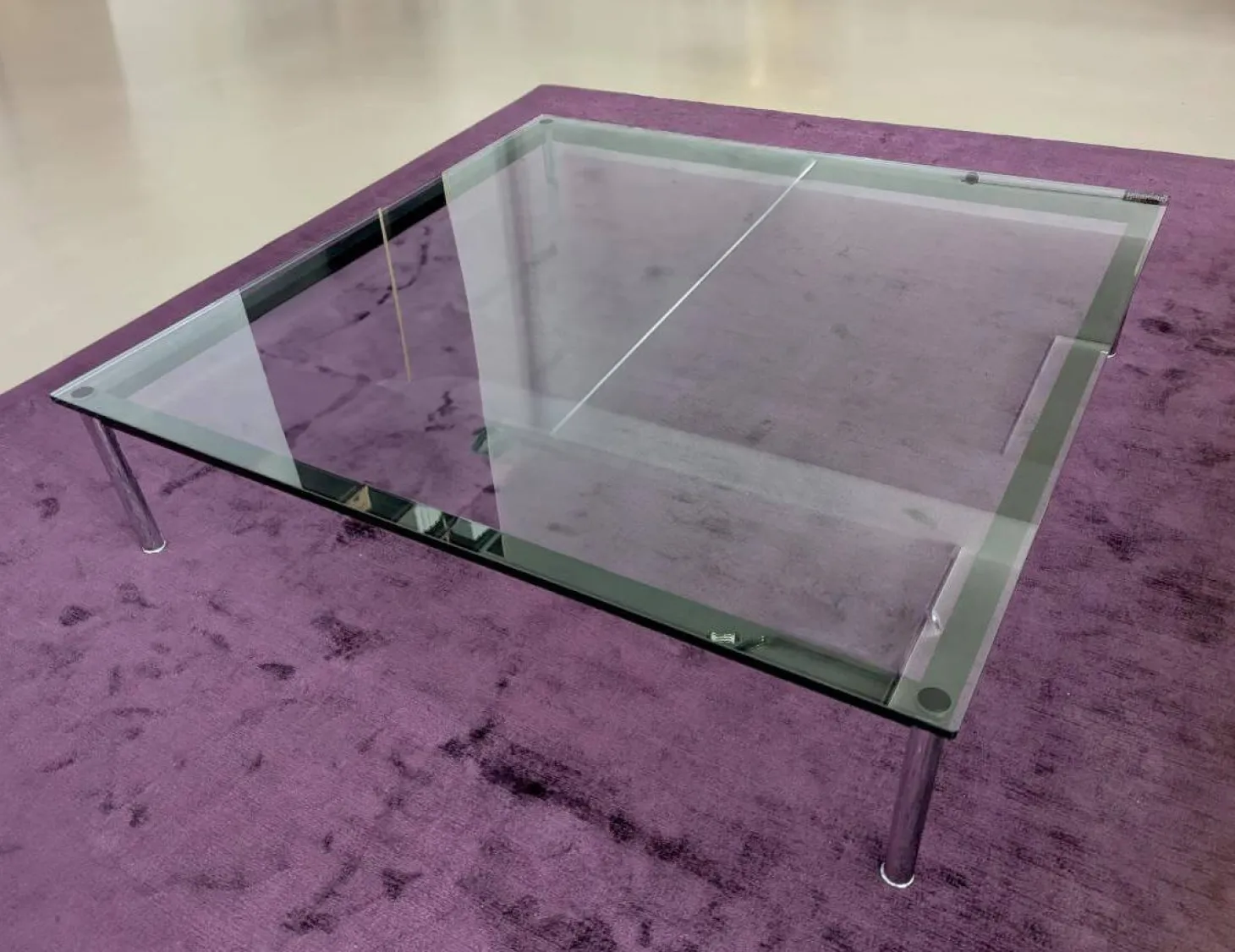 Couchtisch LC10-P Tischplatte Klarglas Gestell Stahl verchromt