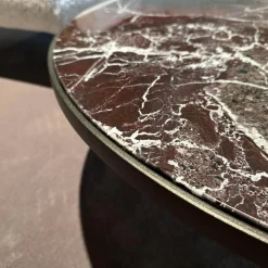 Couchtisch Symi Platte Marmor Rosso Levanto Rot Weiß Gestell Stahl Schwarz Pulverbeschichtet