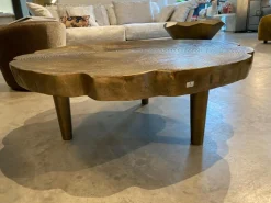 Couchtisch Toshiko Aluminium Sandgussverfahren Messing Baumschreiben Design