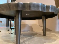 Couchtisch Toshiko Aluminium Sandgussverfahren Graphit Anthrazit Baumschreiben Design