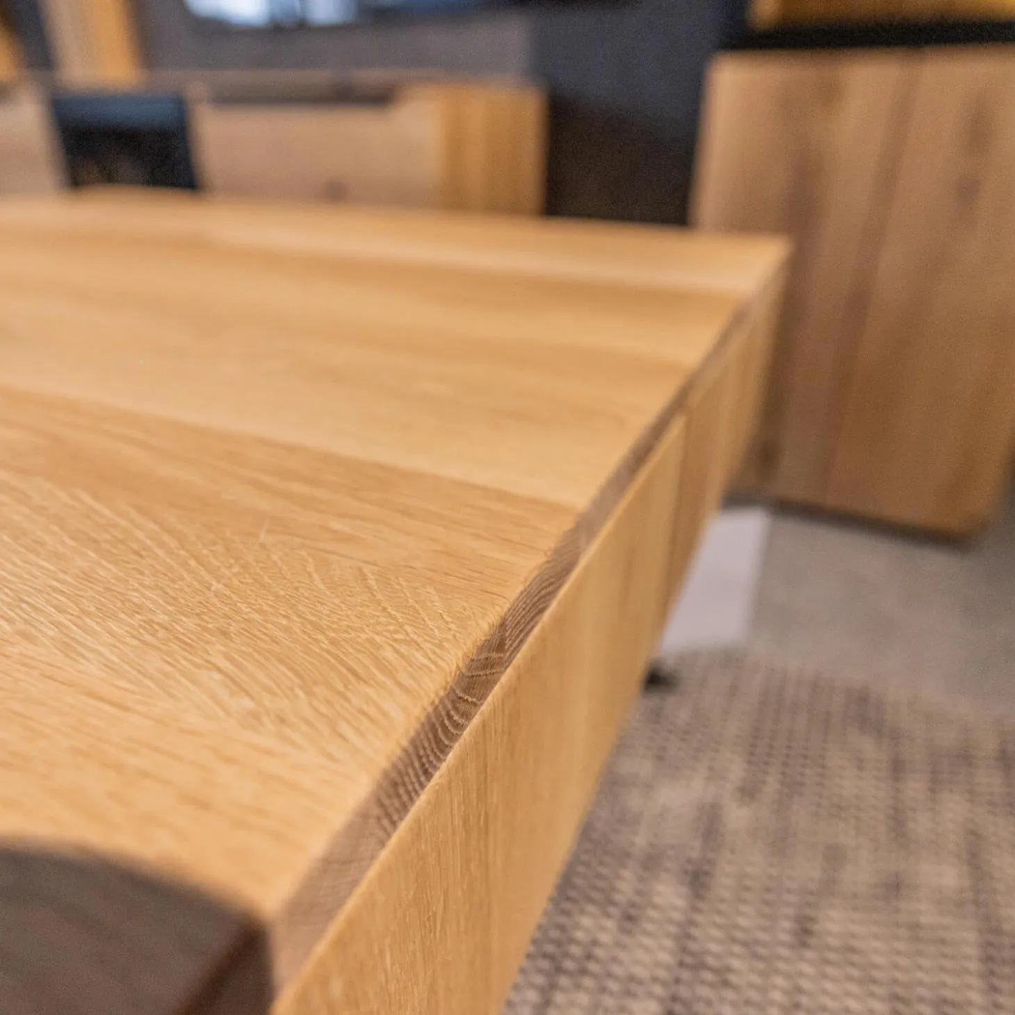 Couchtisch WK 490 Baristo Asteiche Bianco Rillenoptik Mit Liftfunktion Und Schubkästen