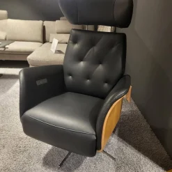 Drehsessel Aberdeen Leder 30 Nero Schwarz Holzblende Eiche Natur Sternfuß Edelstahl Mit 3 Motorischer Verstellung