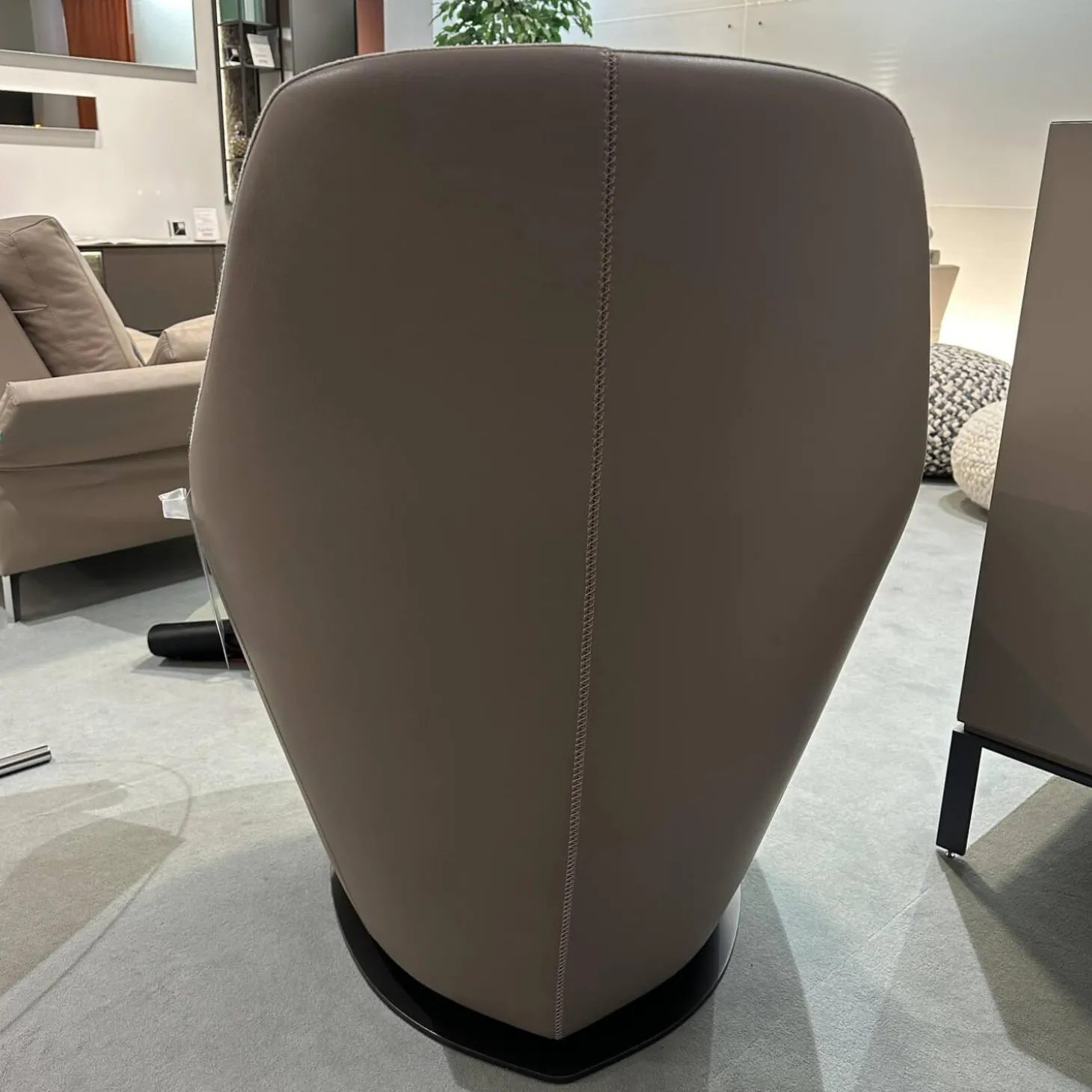 Drehsessel Cantate 682 101 Innen Stoff Divina Melange 2 220 Grau Außen Leder Ceras Brindle 2110 Beige