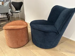 Drehsessel Nenou Stoff 8170 Ozean Blau Inklusive Hocker Oval Stoff 8165 Lachs Orange Drehteller Holzwerkstoff Schwarz