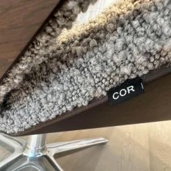 Drehsessel Shrimp Mit Hocker Stoff 14002 Hellgrau Holzschale Eiche Braun D73