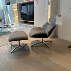 Drehsessel Shrimp Mit Hocker Stoff 14002 Hellgrau Holzschale Eiche Braun D73