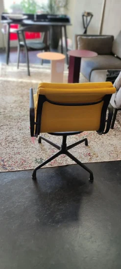 Drehstuhl Soft Pad EA 208 Stoff Cosy 2 Rapsgelb Gelb Gestell Tiefschwarz