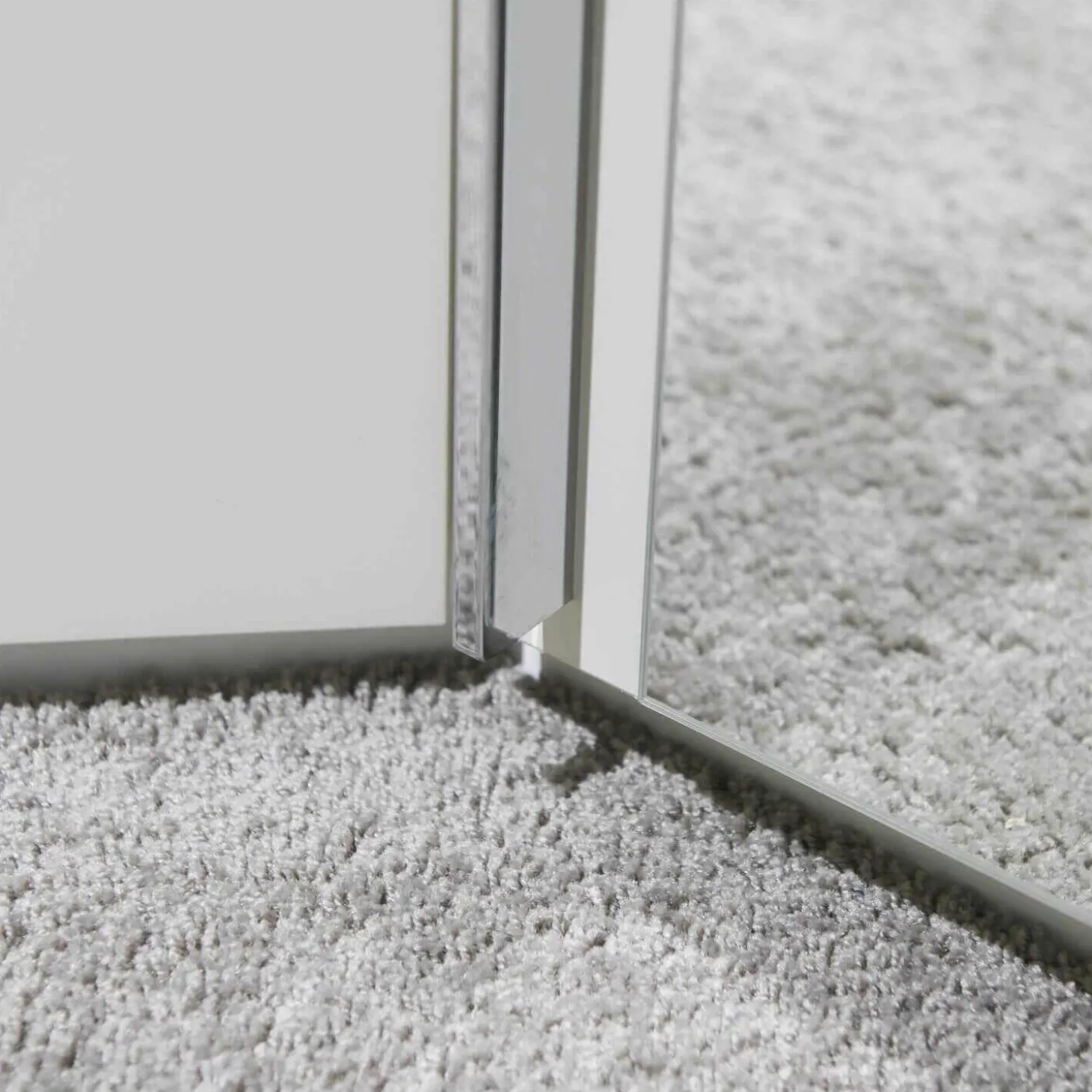 Drehtüreneckkombination Mondo Amado Lack Weiß Lack Sand mit Spiegel