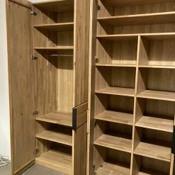 Drehtürenschrank Anconia Eiche Natur Griffe Anthrazit 6-Türig