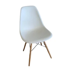 Eames Plastic Sidechair DSW Sitzschale Kunststoff Weiß Gestell Ahorn Geölt