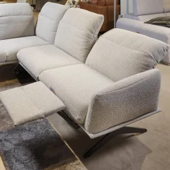 Eckgarnitur Calmo Bezug 13 Aquaclean Cosmo Kufe Schwarz Matt Inklusive Motorischer Fußstütze