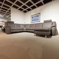 Ecksofa 1500 Leder 24 Longru Braun Grau Mit Elektrischem Free Wall Beschlag Mit Kopfstützen