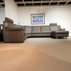 Ecksofa 1500 Leder 24 Longru Braun Grau Mit Elektrischem Free Wall Beschlag Mit Kopfstützen