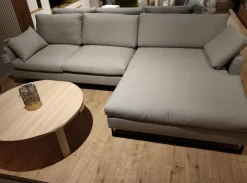 Ecksofa 134 Stoff 4046 Hell Steingrau Stahlkufe Tiefschwarz Matt Inklusive Kissen