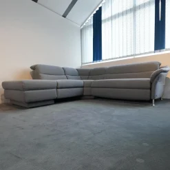 Ecksofa 1924 Stoff 24 Q2 Fashio Magma Grau Fuß Edelstahloptik
