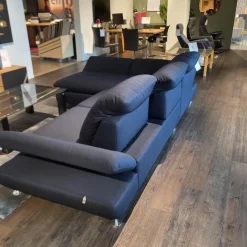 Ecksofa 15278 Taoo Stoff W6128 Blau Metallfüße Matt Gebürstet Mit Kopfteilverstellung Und Hocker