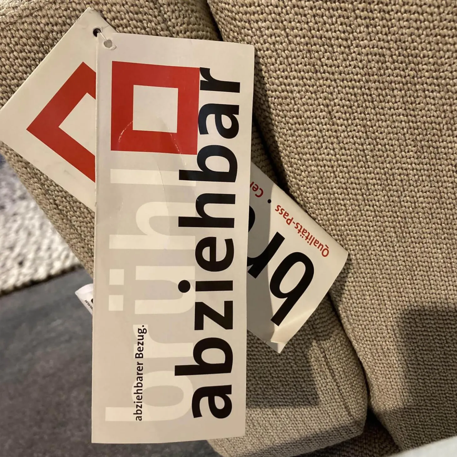 Ecksofa Alba Stoff 3360 Beige Mit Klappbaren Armteilen