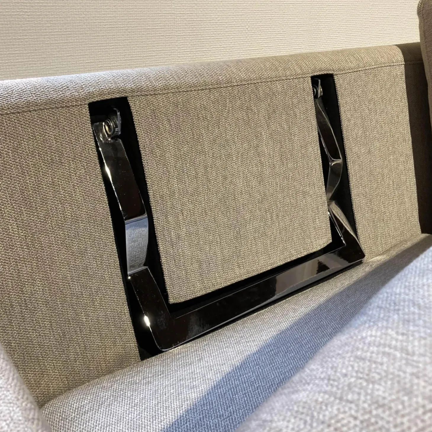 Ecksofa Alba Stoff 3360 Beige Mit Klappbaren Armteilen