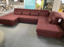 Ecksofa Alicante Stoff Portofino Bordeaux Rot Füße Metall Chrom Mit Schlaffunktion Und Nierenkissen