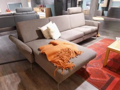 Ecksofa Arima N Stoff Chicago Taupe Grau Braun Fuß F151 Chrom Inklusive Motorischer Verstellungen
