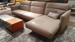 Ecksofa Arloth High Bezug Stoff Plaza 003 Beige Grau Gestell Leder Braun Orange Füße Schwarz Metall Inklusive Poufs Und Couchtische