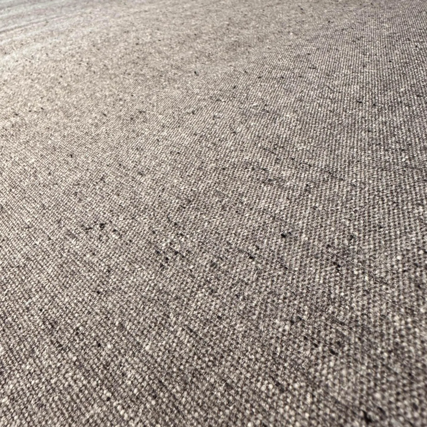 Ecksofa Atoll Bezug Stoff Edit Steingrau Füße Verchromt Schwarz Lackiert Inklusive Sofakissen Rolle