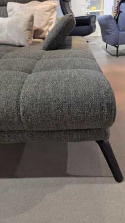 Ecksofa Brixton Stoff Jazz Khaki 757 Grau Fuß Schwarzmatt mit Fußstütze