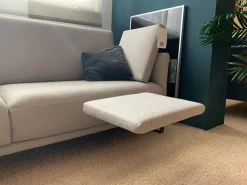 Ecksofa Cara 2020 Stoff 14.162 Steingrau Ablage Eiche Furniert Kufe Stahl Umbragrau