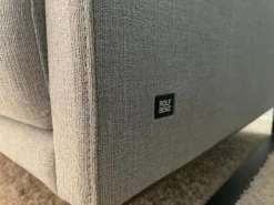 Ecksofa Cara 2020 Stoff 14.162 Steingrau Ablage Eiche Furniert Kufe Stahl Umbragrau