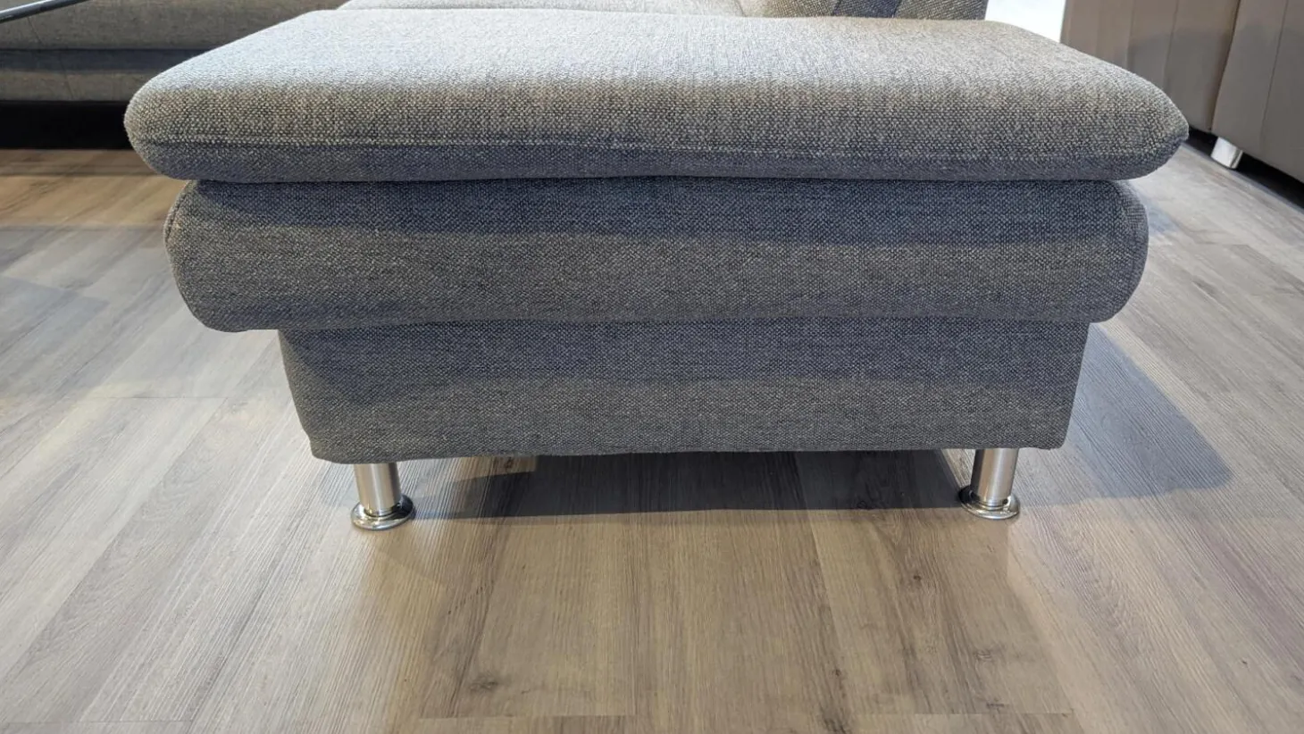 Ecksofa Chronos Stoff Medusa Rauchblau Grau Blau Metallfuß M01 Poliert Armlehne Klappbar Inklusive Kopfstütze