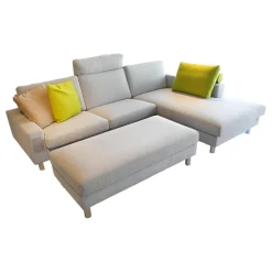 Ecksofa Classic 500 Stoff Sugar 2010 80 Grau Metallfüße Hochglanz Inklusive Hocker Und Kissen