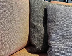 Ecksofa Conseta Stoff 9121 Flamingo Rosa Schmalfuß Metall Lack 3012 Rosa Inklusive Kissen