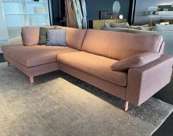 Ecksofa Conseta Stoff 9121 Flamingo Rosa Schmalfuß Metall Lack 3012 Rosa Inklusive Kissen