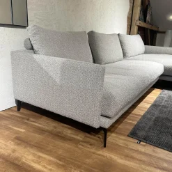 Ecksofa Cuneo 60 Bezug Stoff Verati Silvera 19 Greige Grau Metallfüße Schwarz Lackiert