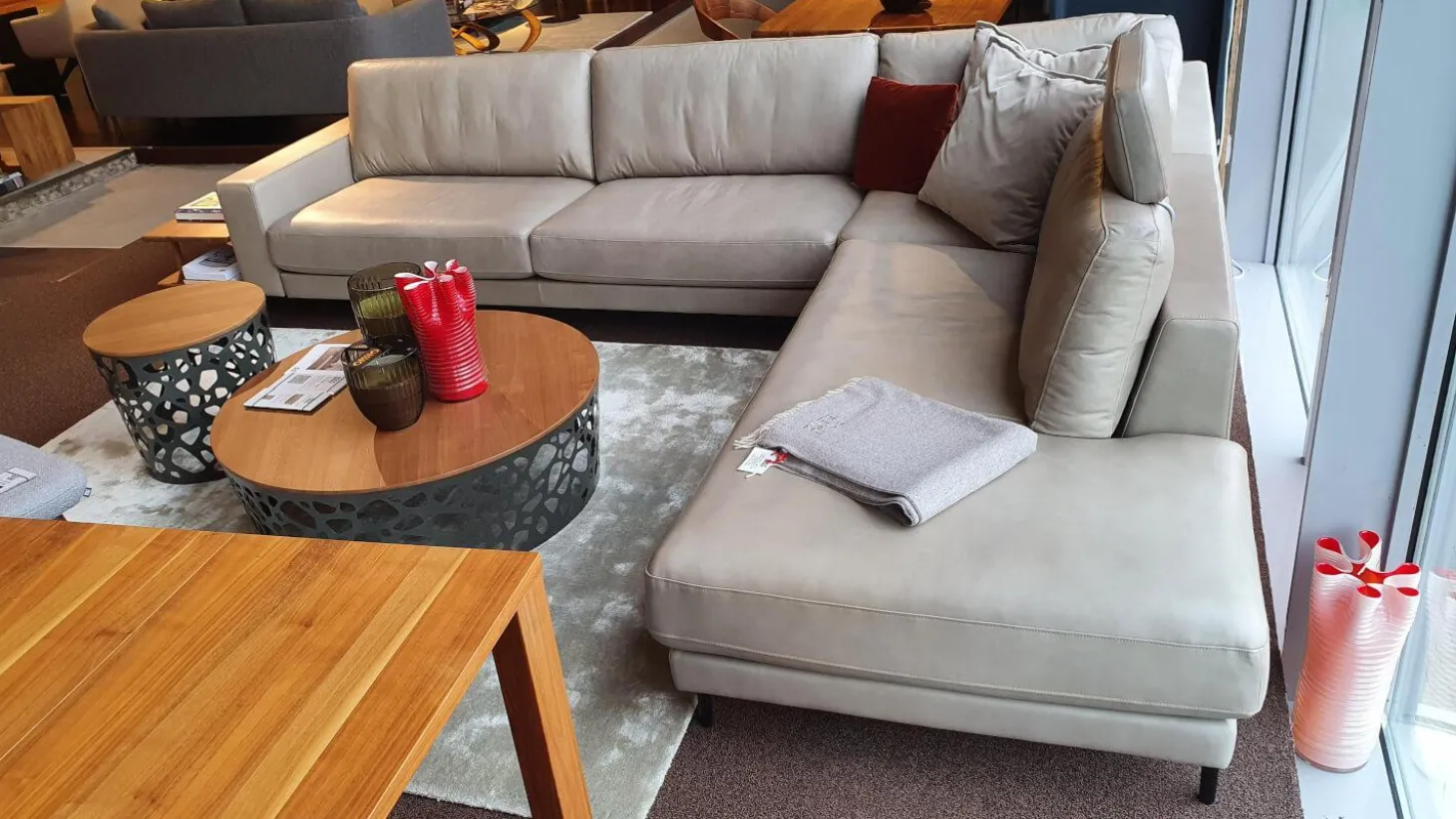 Ecksofa Ego Leder Stone Grey mit Nackenrolle