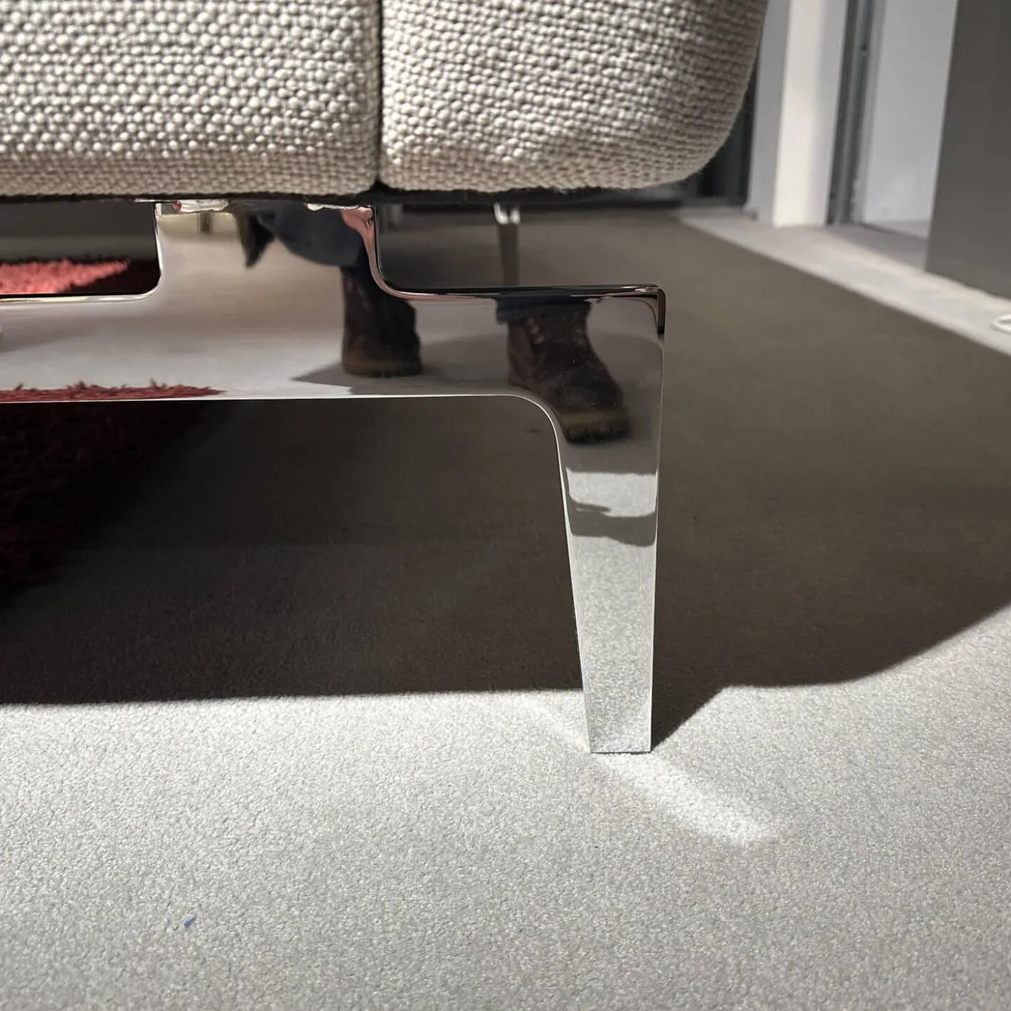 Ecksofa Frame Stoff Danio Sand Creme Flachstahlfuß Chrom Glänzend Mit Klappbaren Armlehnen