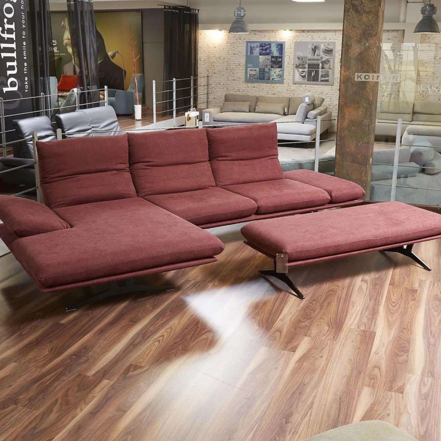 Ecksofa Francis Stoff 10 Impression 49 Metallkufe Pulverbeschichtet Matt Schwarz