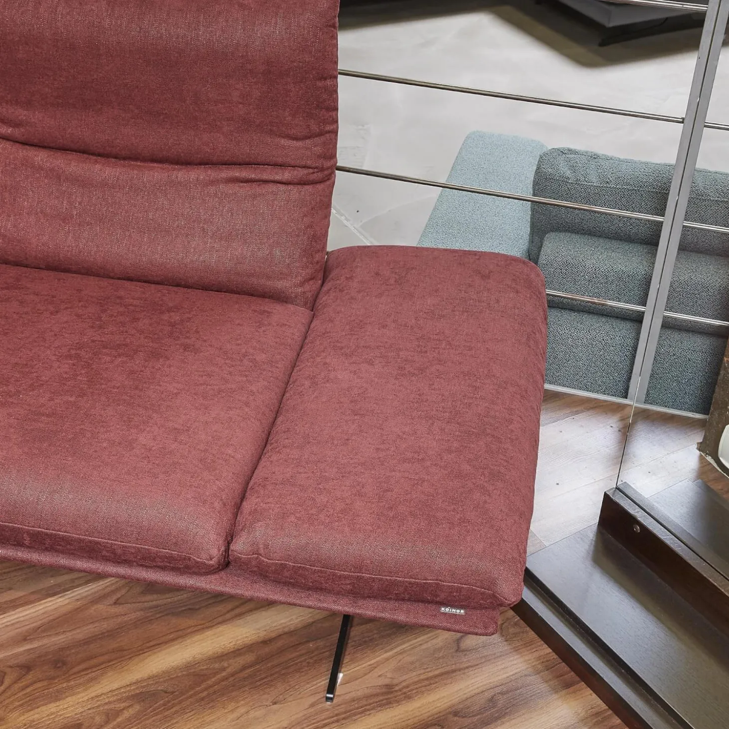 Ecksofa Francis Stoff 10 Impression 49 Metallkufe Pulverbeschichtet Matt Schwarz