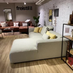 Ecksofa Freistil 187 Stoff 4072 Seidengrau Grau Füße Kunststoff Inklusive 3 Kissen